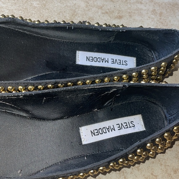 Steve Madden Black and Gold Studded Women's Flats - Picture 4 of 4